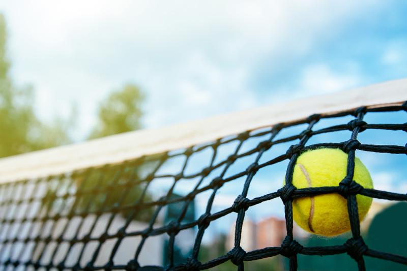 טניס שדה עממי - כדור צהוב
