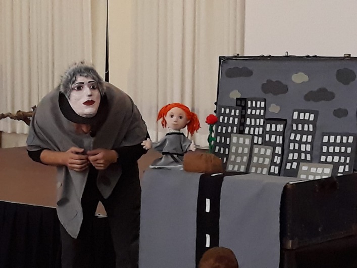 הצגת ילדים מאת תאטרון סביבטרון- סיפורה של ורדית 